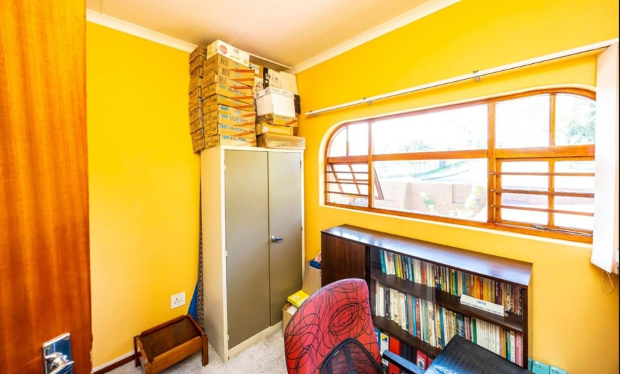 5 Bedroom Property for Sale in Baysville Eastern Cape